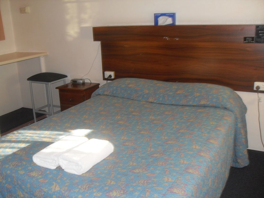 Balonne River Motor Inn Saint George Esterno foto