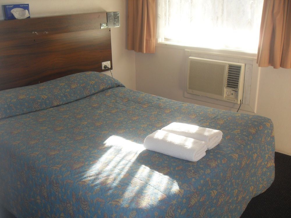 Balonne River Motor Inn Saint George Esterno foto